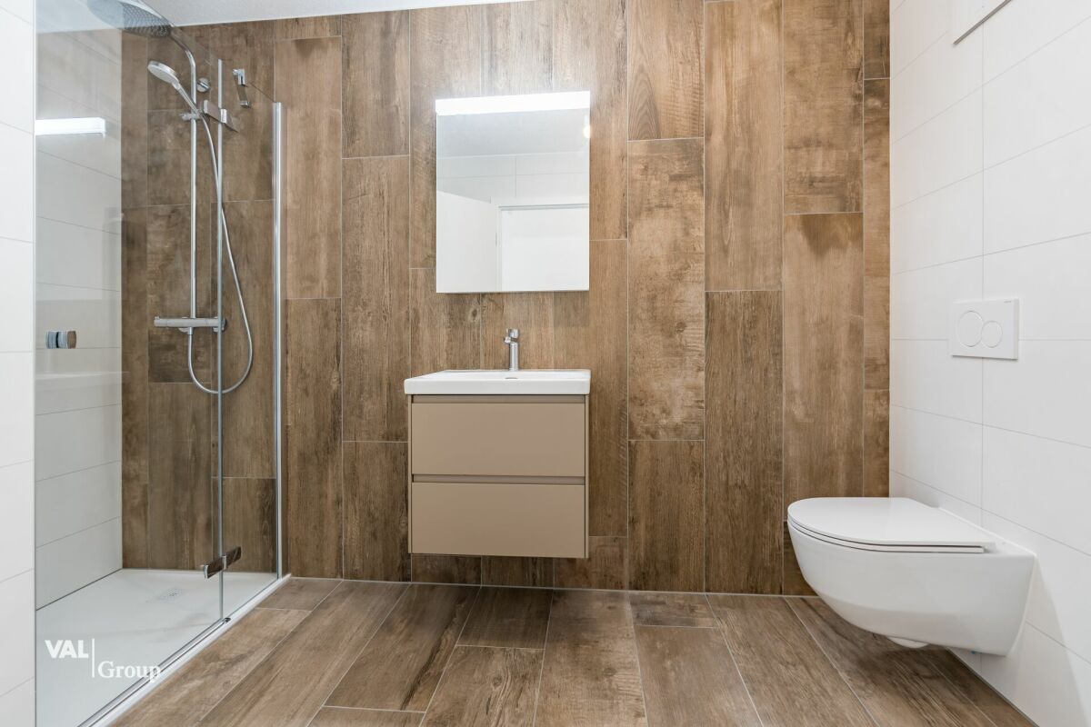 Élégant 3.5 pièces neuf, alliant confort et luminosité avec terrasse et jardin privatif