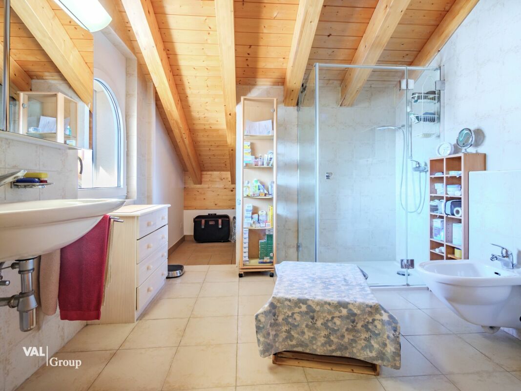 Résidence de 3 généreux logements