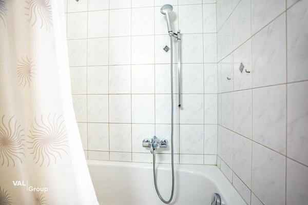 Möblierte 2.5-Zimmerwohnung zur Vermietung an zentraler Lage in Visp 7