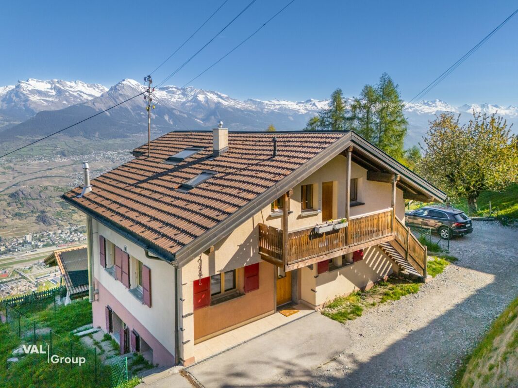 L'esprit chalet revisité dans un superbe 5 pièces