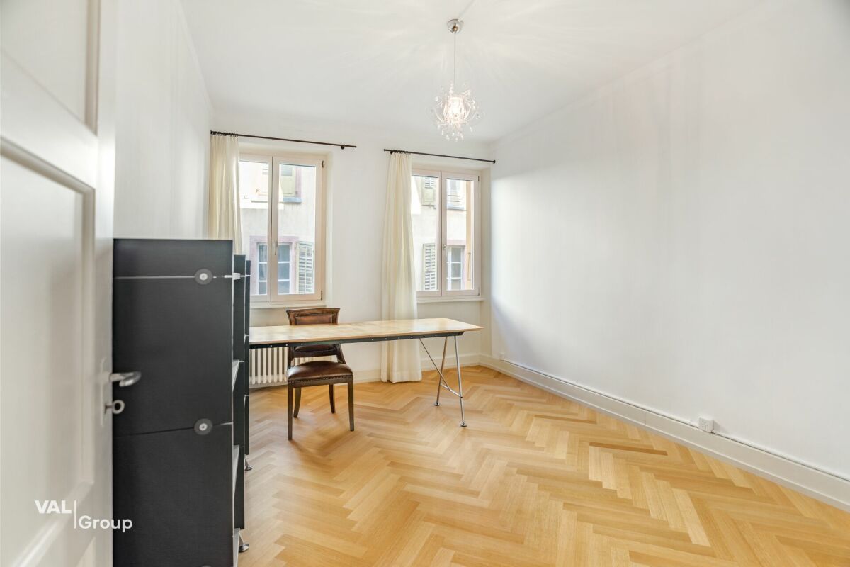Wohnen mit Charakter - hochwertig umgebaute Wohnung im Herzen von Visp