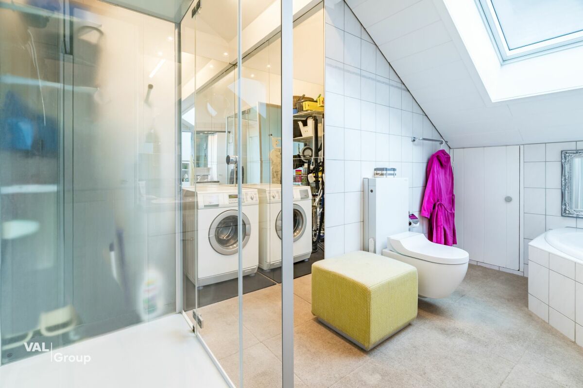 Exklusive 4,5-Zimmer-Attikawohnung mit Lift direkt in die Wohnung und grosser Panoramaterrasse in Visp