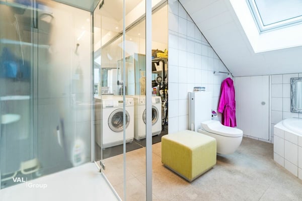 Exklusive 4,5-Zimmer-Attikawohnung mit Lift direkt in die Wohnung und grosser Panoramaterrasse in Visp 12