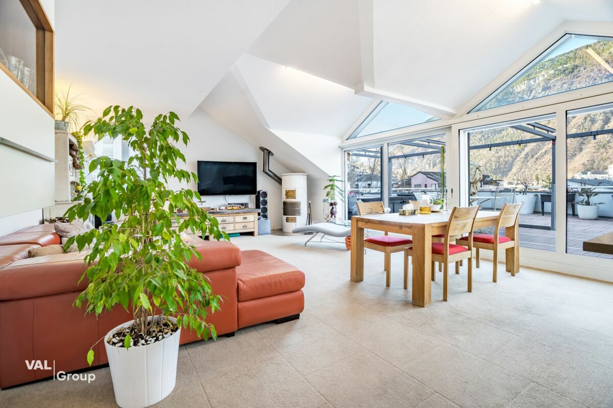 Exklusive 4,5-Zimmer-Attikawohnung mit Lift direkt in die Wohnung und grosser Panoramaterrasse in Visp