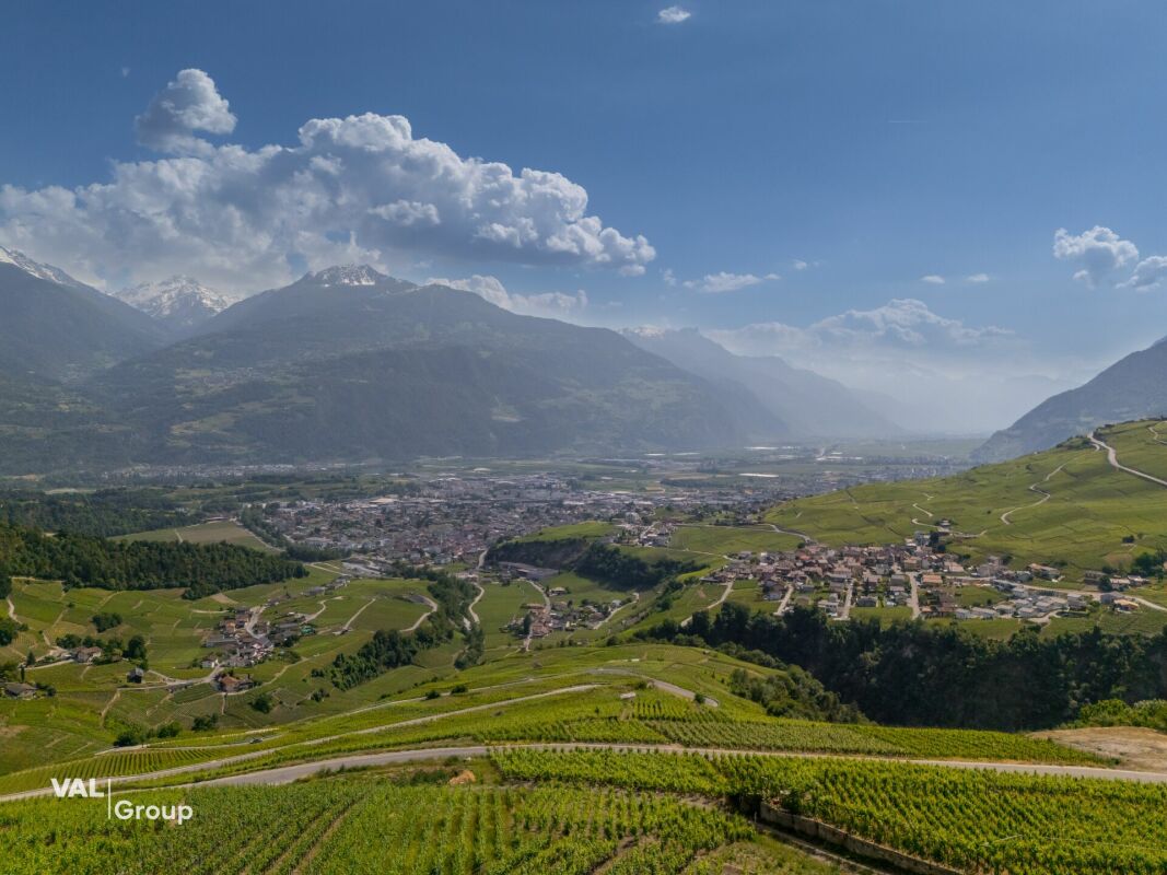 Villa de prestige à Savièse contemplant la Vallée du Rhône