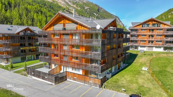 Modernes Alpen-Retreat im Saastal - stilvolle 2.5-Zimmer-Ferienwohnung in Saas-Grund 1
