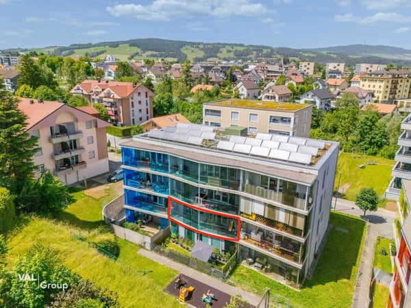 Lumineux 2.5 pièces avec spacieuse loggia dans un environnement privilégié 7