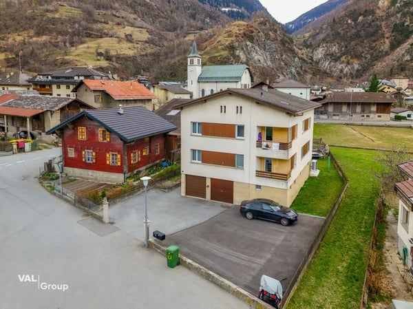 Stilvoll renoviert mit viel Platz und Charme 15