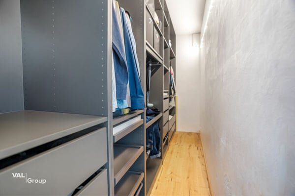 Stilvoll renoviert mit viel Platz und Charme 9