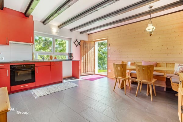 Chalet Ninette - Ihr persönlicher Rückzugsort in Eischoll 3