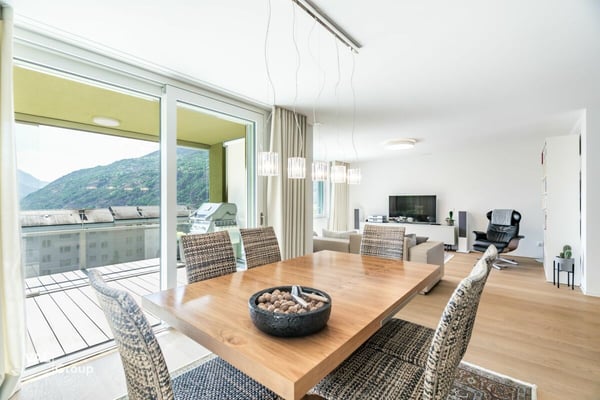 Grosszügige Attikawohnung mit Panoramablick über Brig