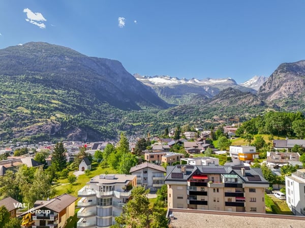 Grosszügige Attikawohnung mit Panoramablick über Brig 8