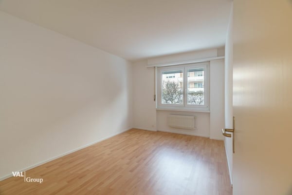 Lichtdurchflutete Wohnung mit Talsicht in familienfreundlichem Quartier 11