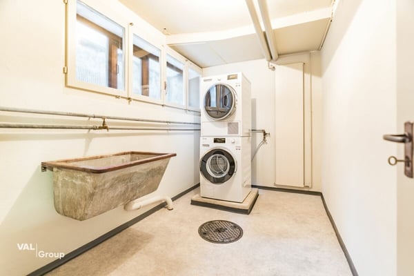 Seltene Gelegenheit: viel Raum, grosser Garten, zentrale Lage mit Gewerbeoption 30