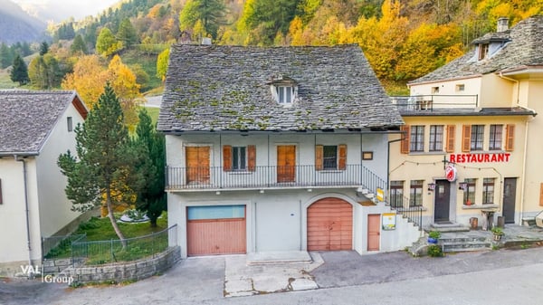 Charmantes Liebhaberobjekt in Gabi (Simplon) mit vielseitigem Potenzial 1