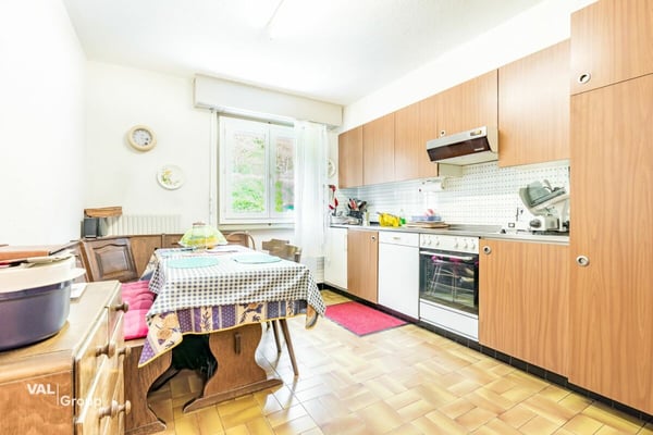 Joli potentiel pour cet appartement situé à 7 min. de Sion 2