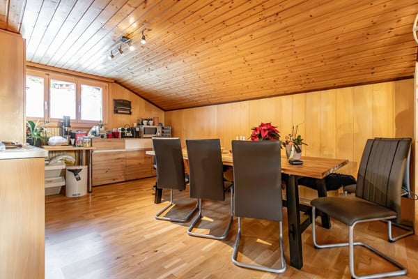 5.5-Zimmer-Dachwohnung in Bellwald - grosszügig, ruhig, mit Bergblick 5