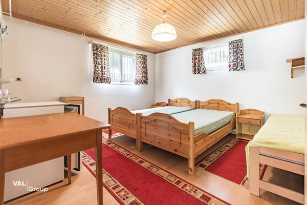 Interessantes Haus mit vielen Zimmern und flexibler Nutzung 16