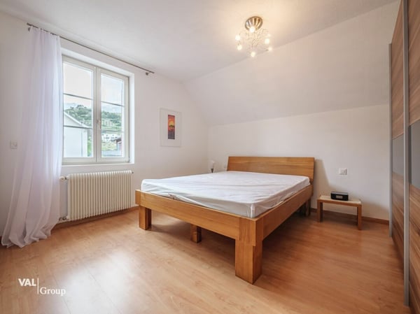 Charmante und zentral gelegene Wohnung in Salgesch 4
