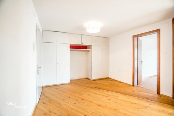 6.5 ZWG direkt am Bahnhof in Brig! 2