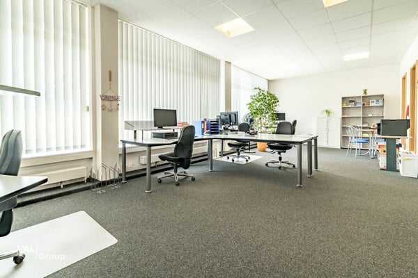 Vielseitige Gewerbefläche an zentraler Lage in Steg - Ihre Ideen finden hier Raum! 2