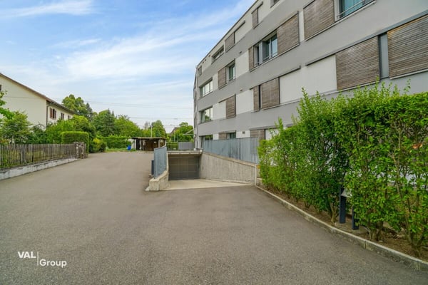 Attraktive 2.5-Zimmer-Wohnung mit grosser Terrasse an zentraler Lage in Bülach 9