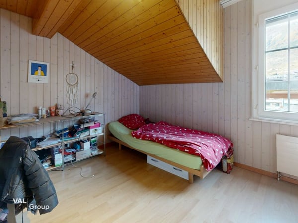 Bestehendes Mehrfamilienhaus mit Potenzial - zentral in Visp 12