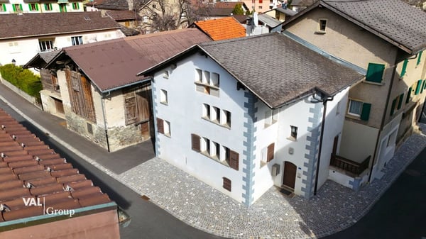 Historisches Flair und moderner Komfort in einem einzigartigen Zweifamilienhaus 1