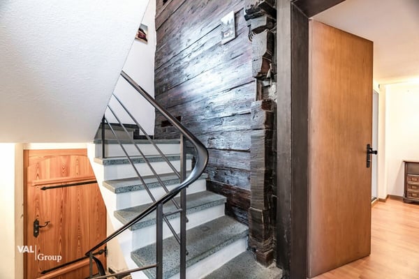 Historisches Flair und moderner Komfort in einem einzigartigen Zweifamilienhaus 10