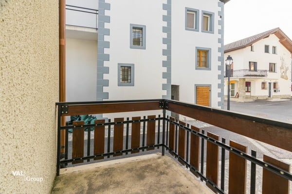 Historisches Flair und moderner Komfort in einem einzigartigen Zweifamilienhaus 11
