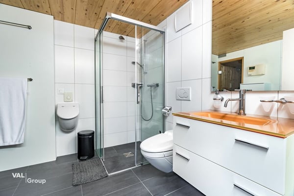 Exklusive 4.5-Zimmer-Attikawohnung mit grosszügiger Terrasse und Sauna in Visp 19