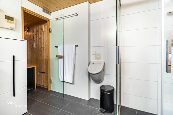 Exklusive 4.5-Zimmer-Attikawohnung mit grosszügiger Terrasse und Sauna in Visp 18