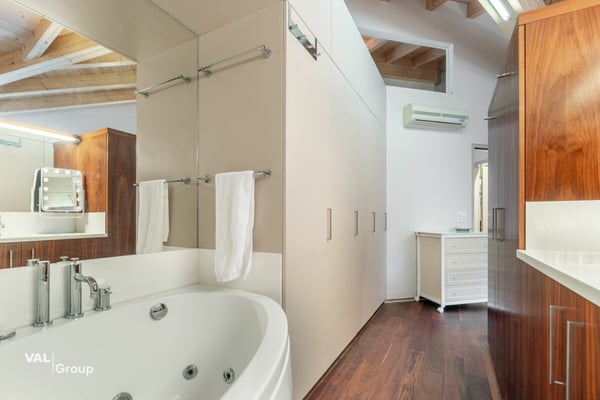 Exklusive 4.5-Zimmer-Attikawohnung mit grosszügiger Terrasse und Sauna in Visp 11