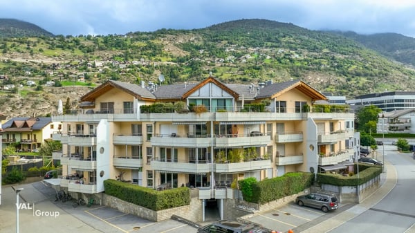 Exklusive 4.5-Zimmer-Attikawohnung mit grosszügiger Terrasse und Sauna in Visp 23