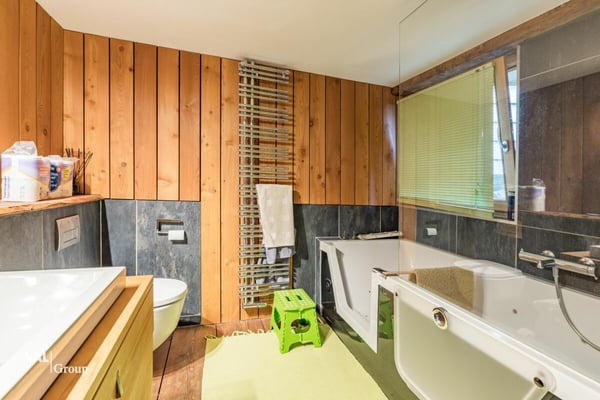 Top renovierte Wohnung im Herzen von Eischoll inkl. 3 Aussenparkplätze 9