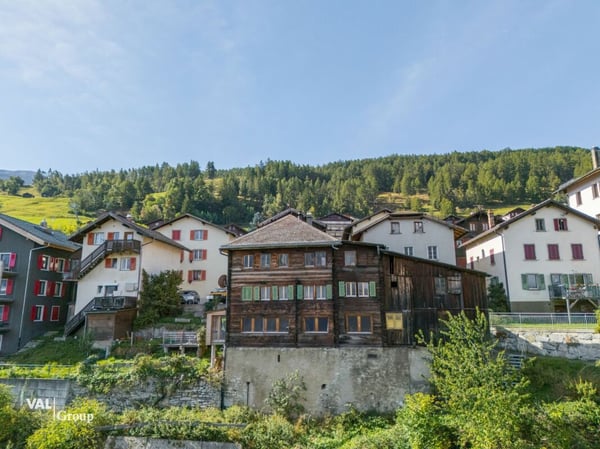 Top renovierte Wohnung im Herzen von Eischoll inkl. 3 Aussenparkplätze 11