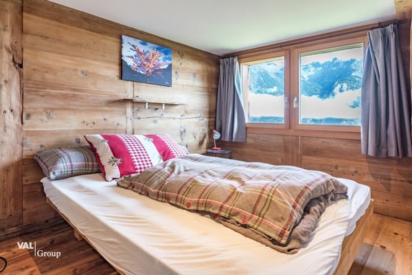 Top renovierte Wohnung im Herzen von Eischoll inkl. 3 Aussenparkplätze 7