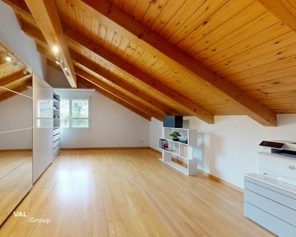 3.5 Zimmer-Dachwohnung mit Ausblick 7