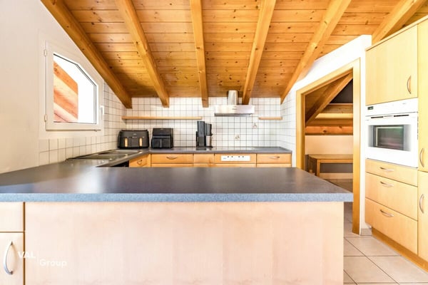 3.5 Zimmer-Dachwohnung mit Ausblick 1