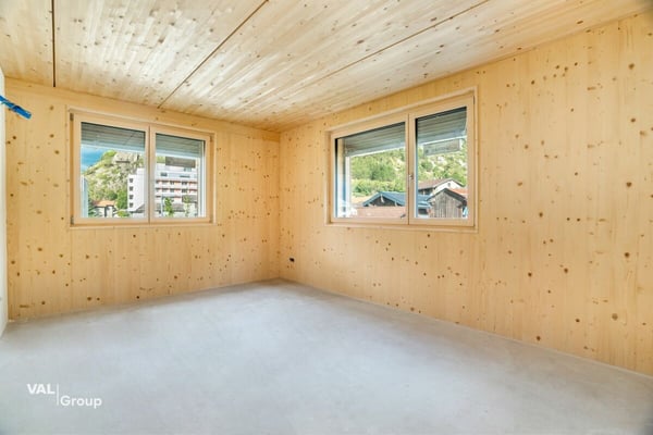 Aussergewöhnliche 2.5-Zimmer Attikawohnung in Steg 8