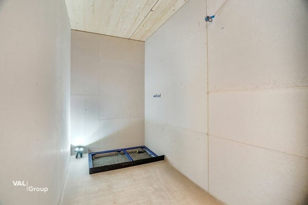 Aussergewöhnliche 2.5-Zimmer Attikawohnung in Steg 11