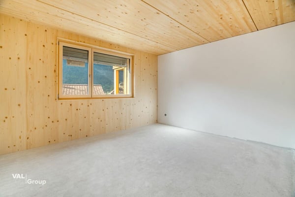 Aussergewöhnliche 2.5-Zimmer Attikawohnung in Steg 6