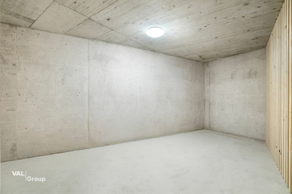 Aussergewöhnliche 2.5-Zimmer Attikawohnung in Steg 15