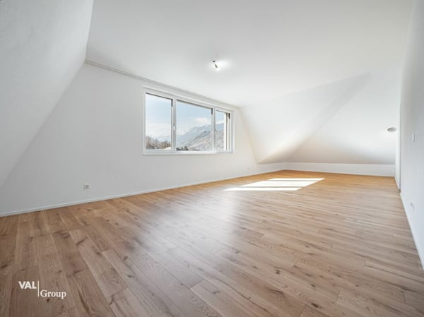 Grosszügig wohnen, besonders leben - Dachmaisonette mit Charakter 2