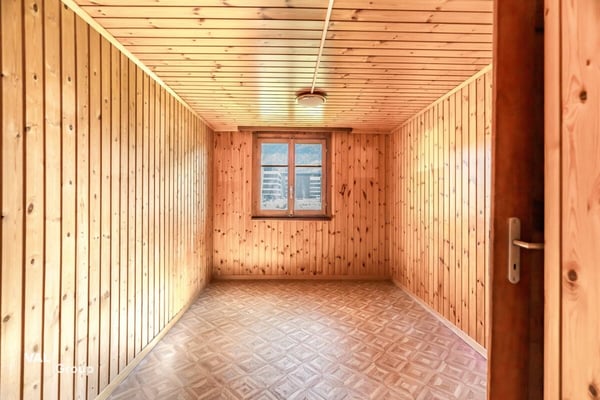 Baulandreserve mit Entwicklungspotenzial - Wohnhaus in Lalden 6