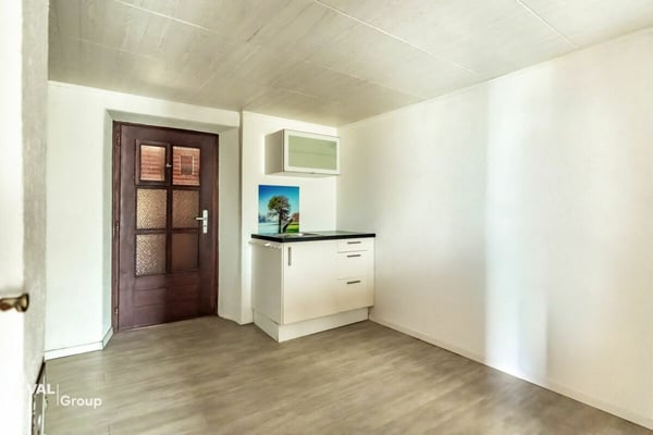 Baulandreserve mit Entwicklungspotenzial - Wohnhaus in Lalden 10