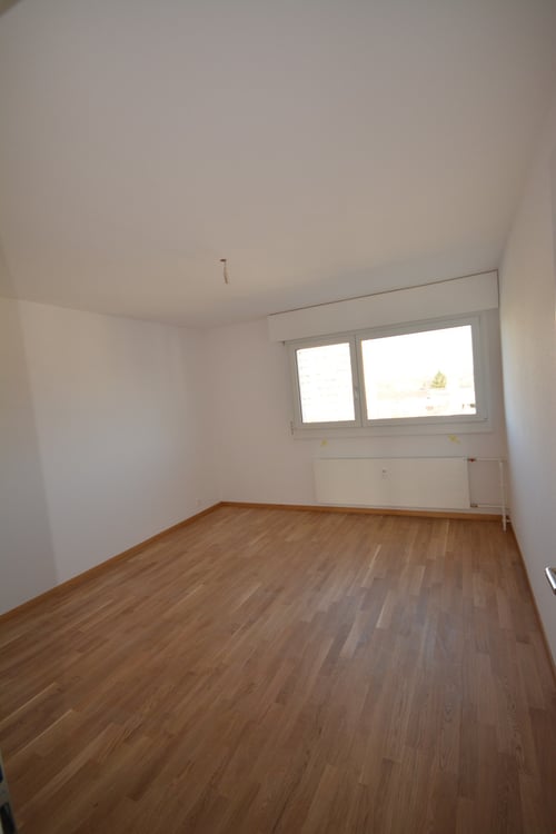 Neuwertige 1.5-Zimmerwohnung mit Balkon 2