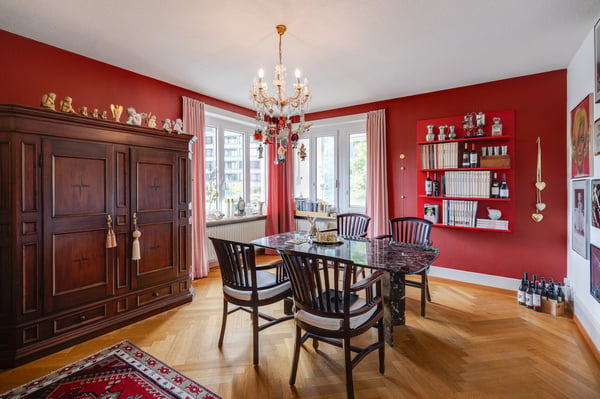 Charmante 5.5-Zimmer-Altbauwohnung mit Wintergarten und Mansardenzimmer 2