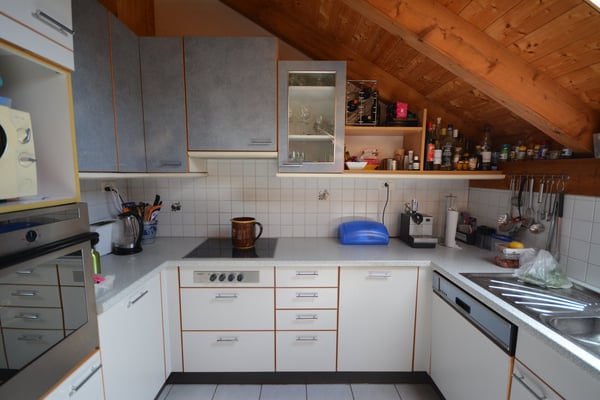 Charmante 4.5-Zimmer-Dachwohnung Heggidorn – Ruhige Lage mit herrlichem Ausblick 26