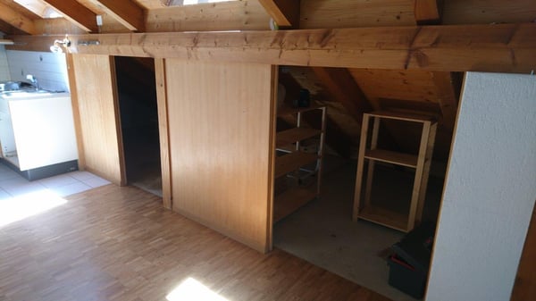 Charmante 4.5-Zimmer-Dachwohnung Heggidorn – Ruhige Lage mit herrlichem Ausblick 37